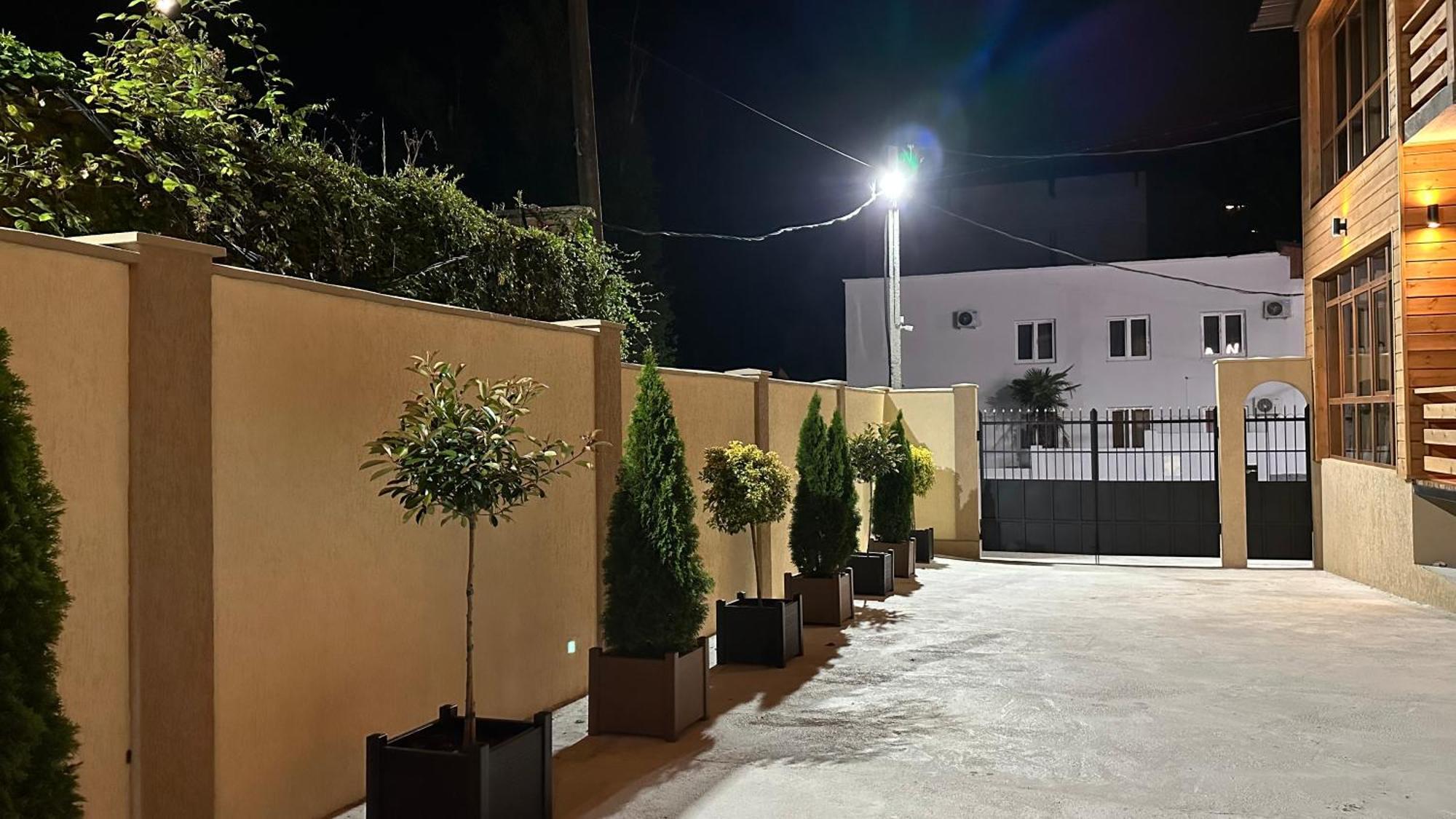 Лилия Ξενοδοχείο Gudauta Εξωτερικό φωτογραφία